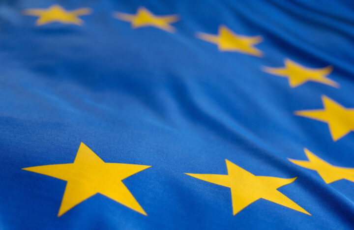 Kuvituskuva, jossa näkyy osa EU:n lipusta.